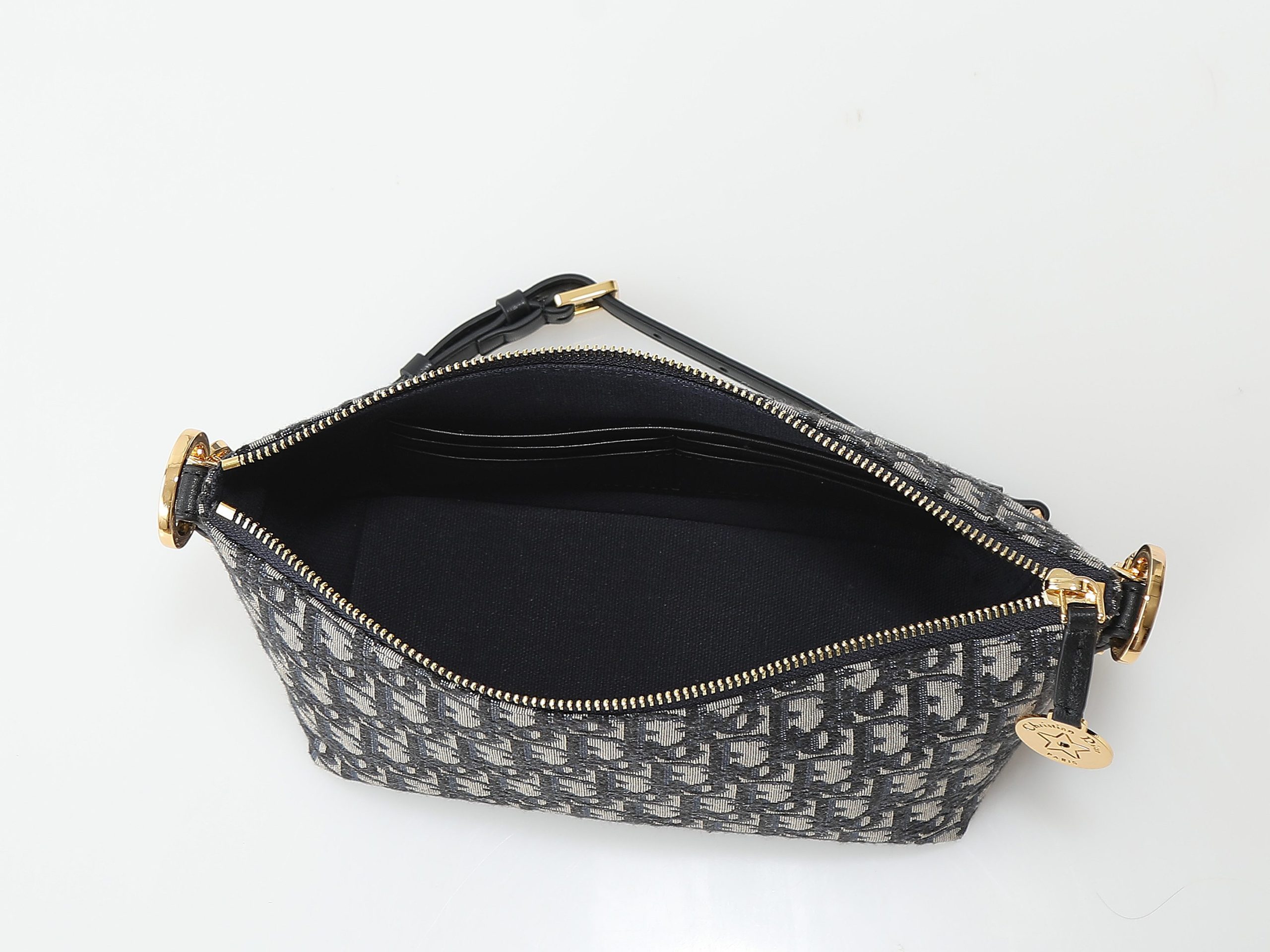 Handbag 3202 in Black