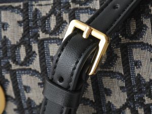 Handbag 3202 in Black