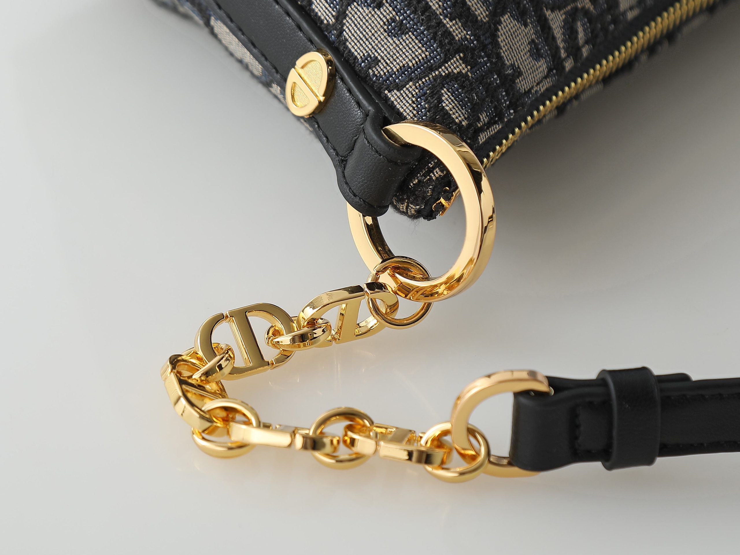 Handbag 3202 in Black