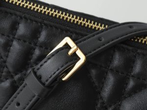 Handbag 3202 in Black