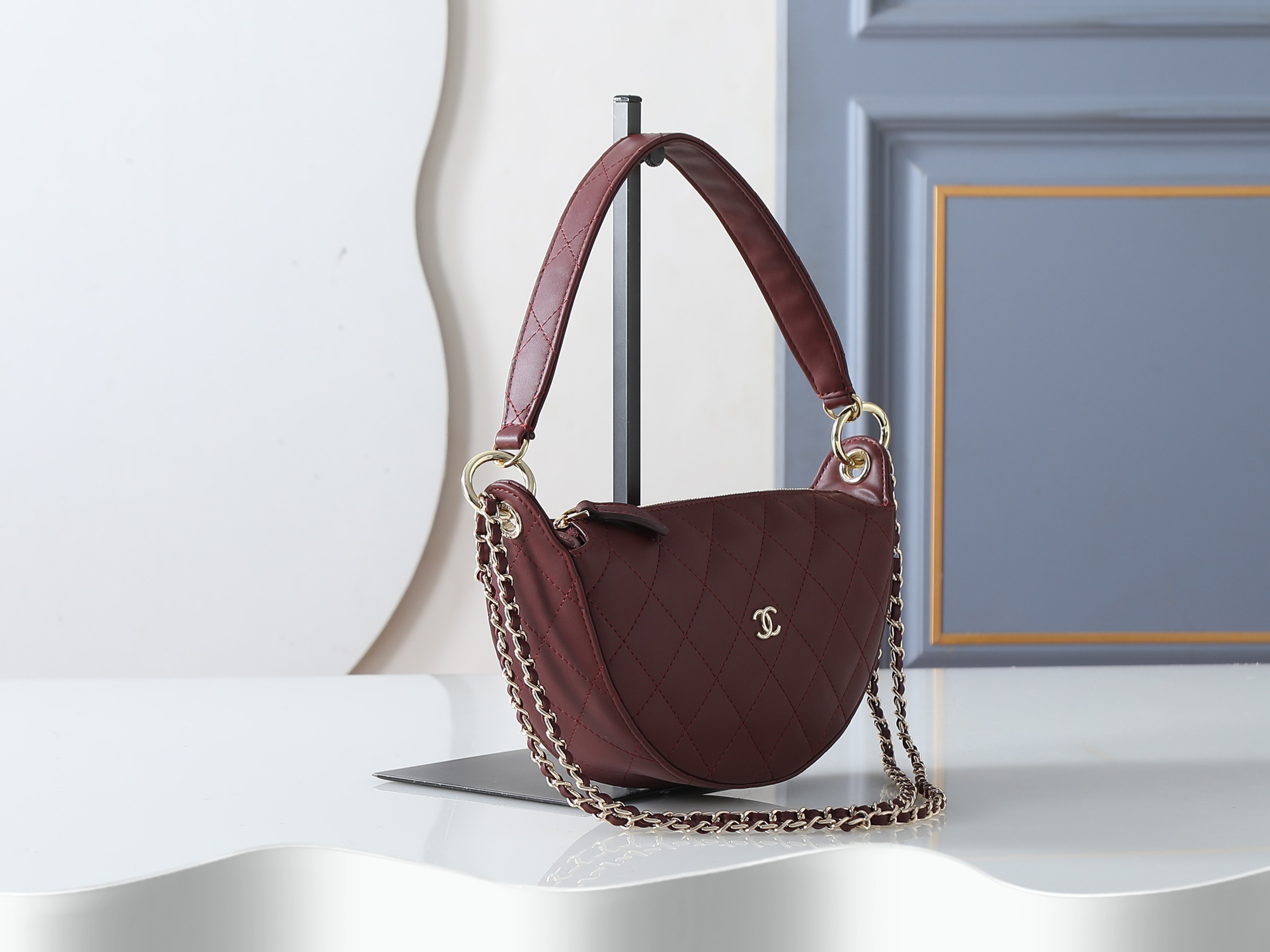 Chanel Shoulder Bag 5094