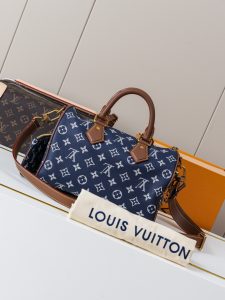 Louis Vuitton Handbag M15278