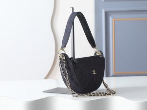 Chanel Shoulder Bag 5094 in Denim