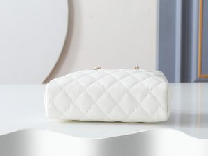 Chanel Shoulder Bag 5092 in White