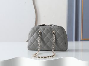 Chanel Shoulder Bag 5092 in Grey