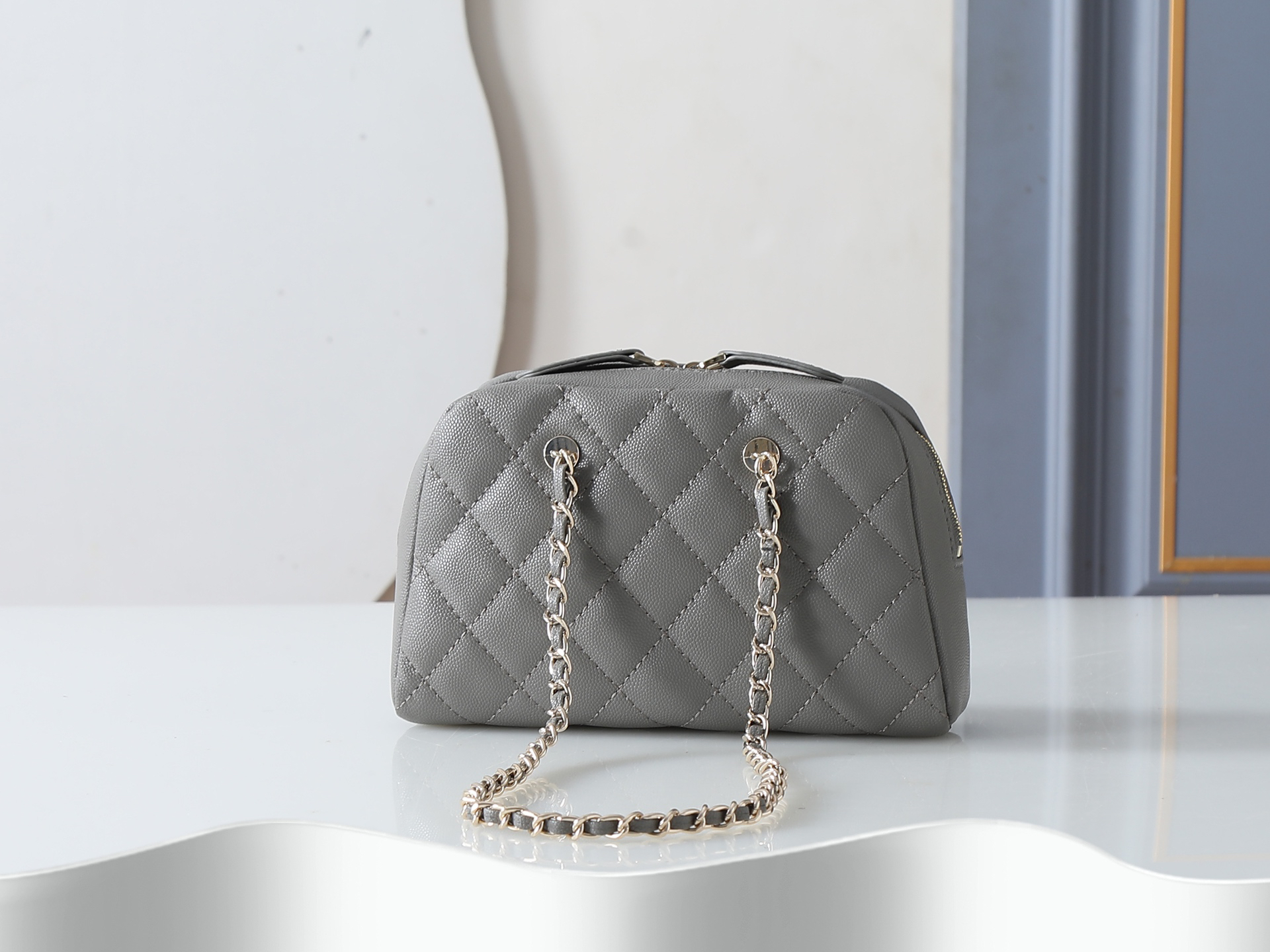 Chanel Shoulder Bag 5092 in Grey