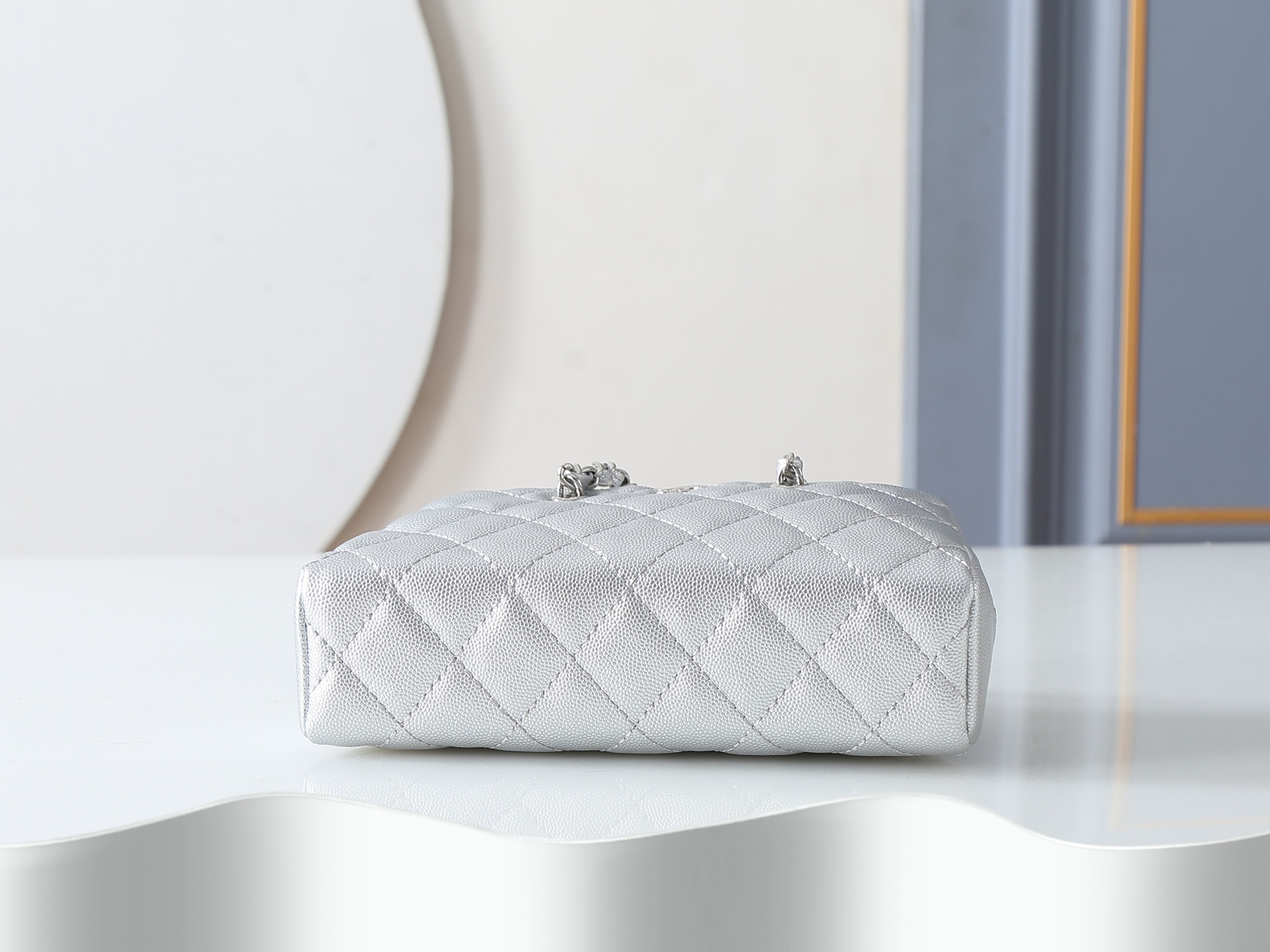 Chanel Shoulder Bag 5092