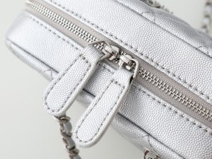 Chanel Shoulder Bag 5092