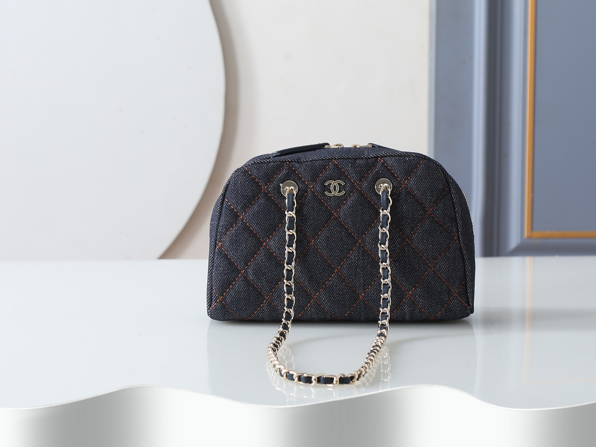 Chanel Shoulder Bag 5092 in Denim