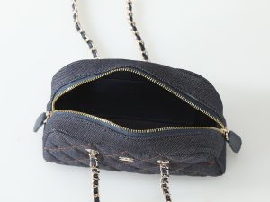 Chanel Shoulder Bag 5092 in Denim