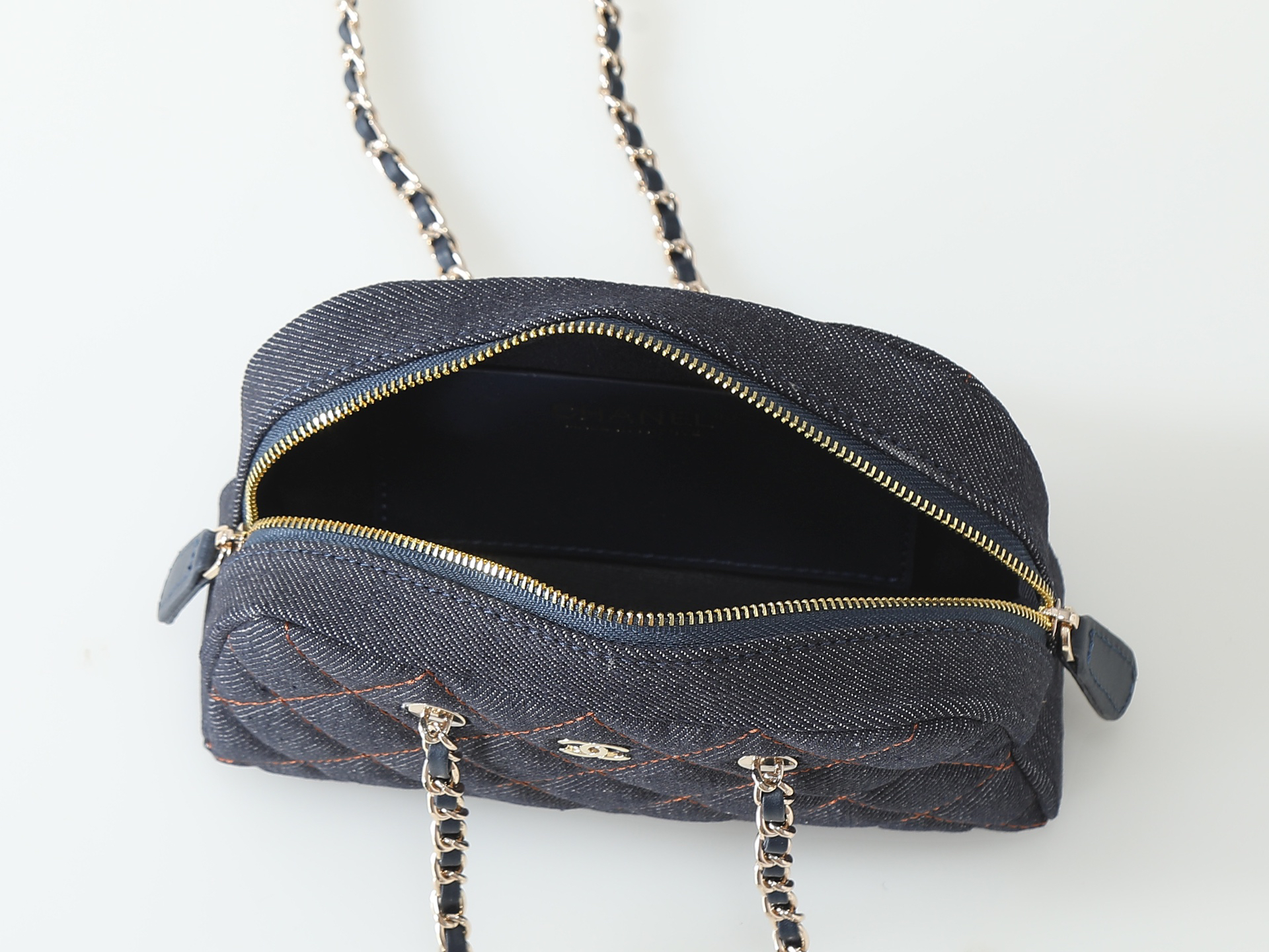 Chanel Shoulder Bag 5092 in Denim