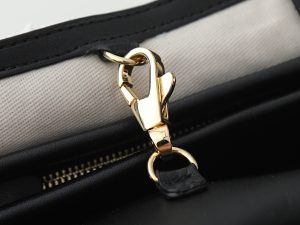 Chanel Shoulder Bag 6288 in White