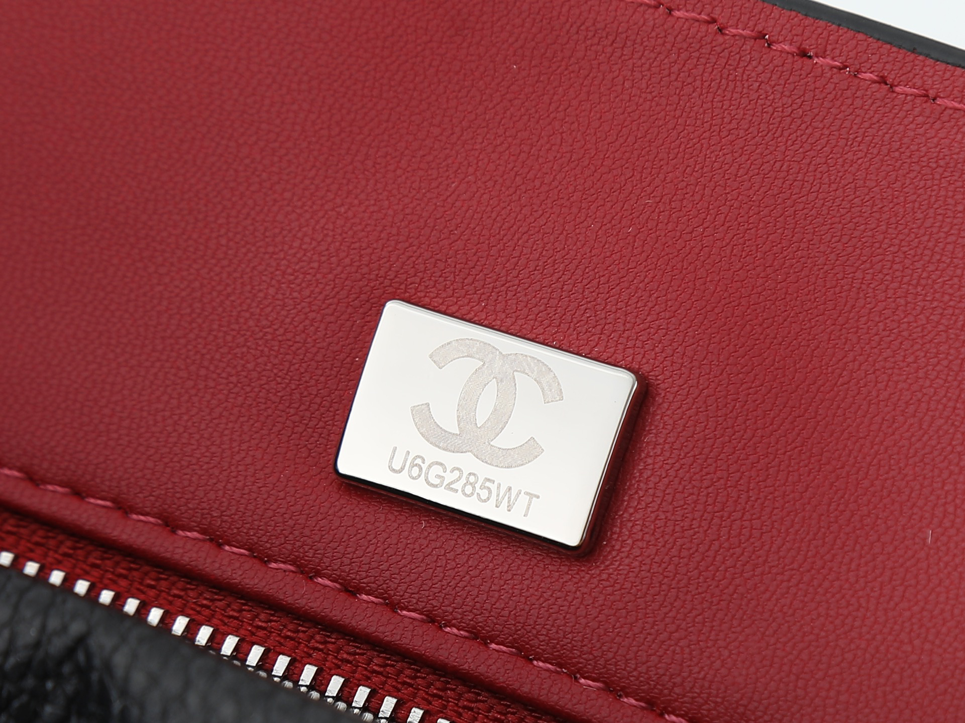 Shoulder Bag 6233 in Black