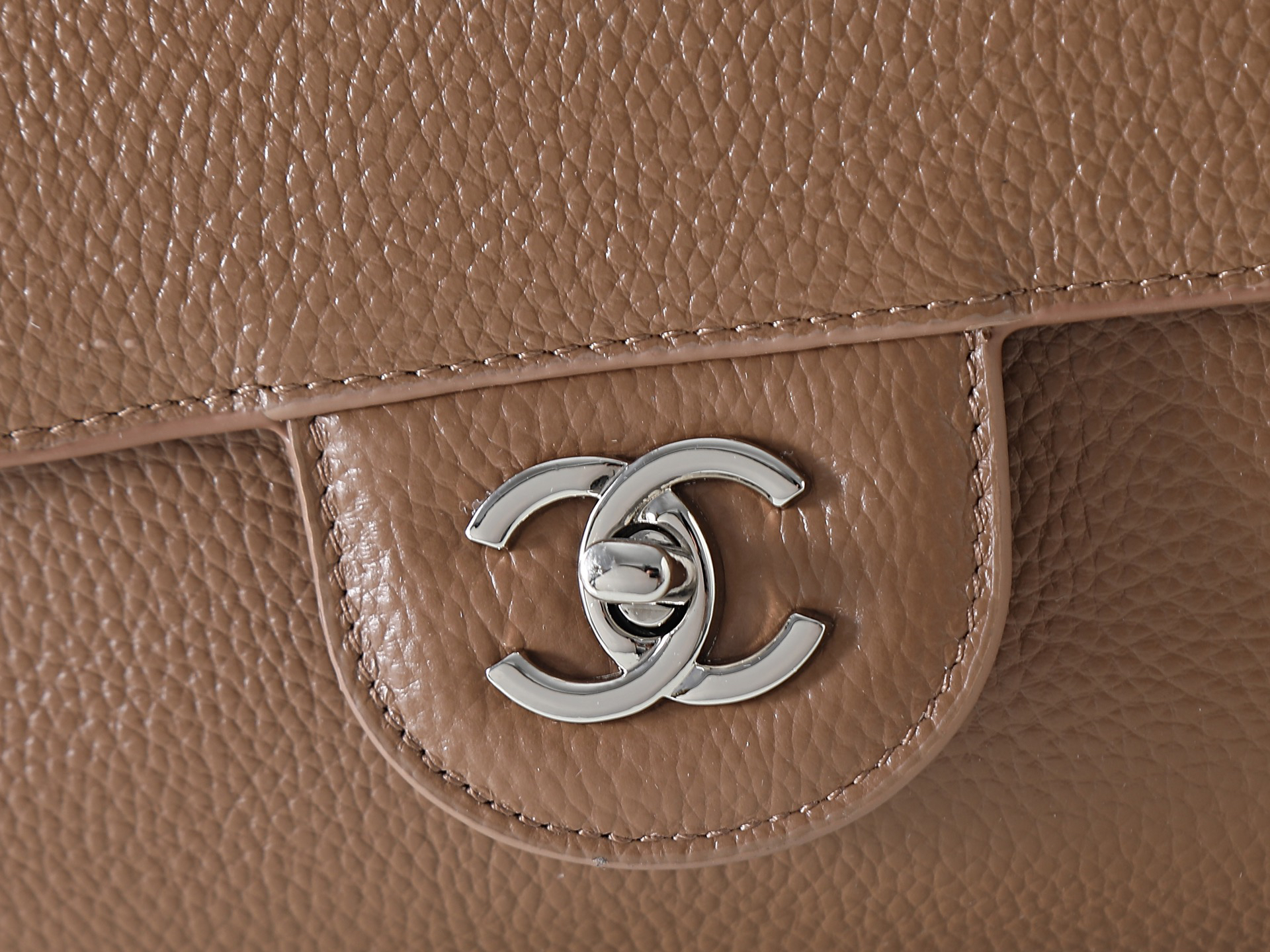 Shoulder Bag 6231 in Brown