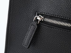 Shoulder Bag 6231 in Black