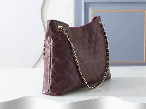 Chanel Shoulder Bag 6241
