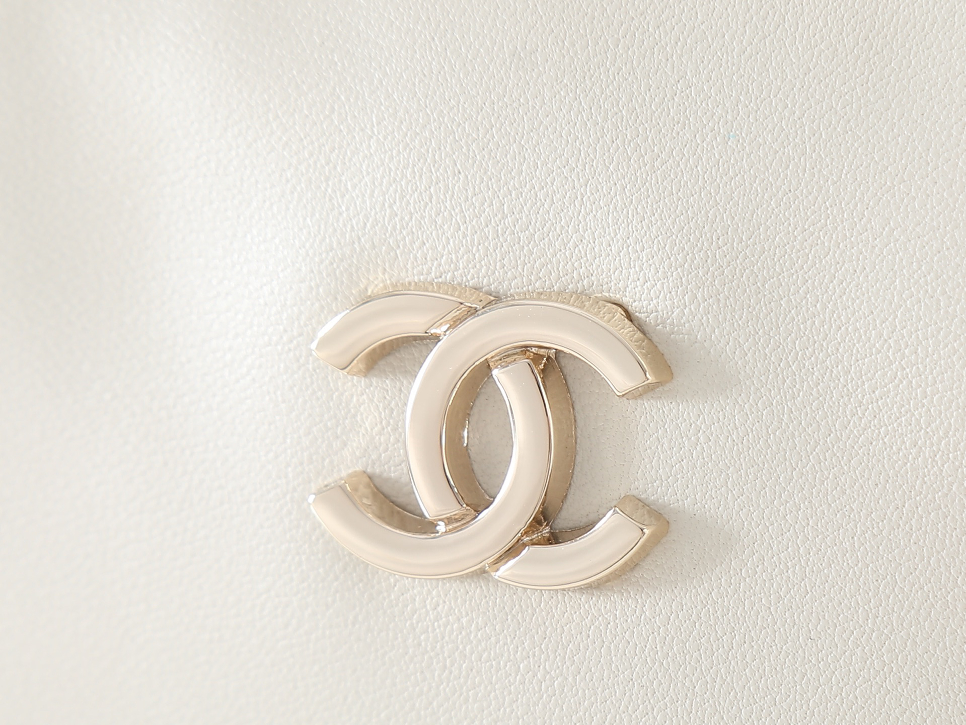 Shoulder Bag 6211 in White