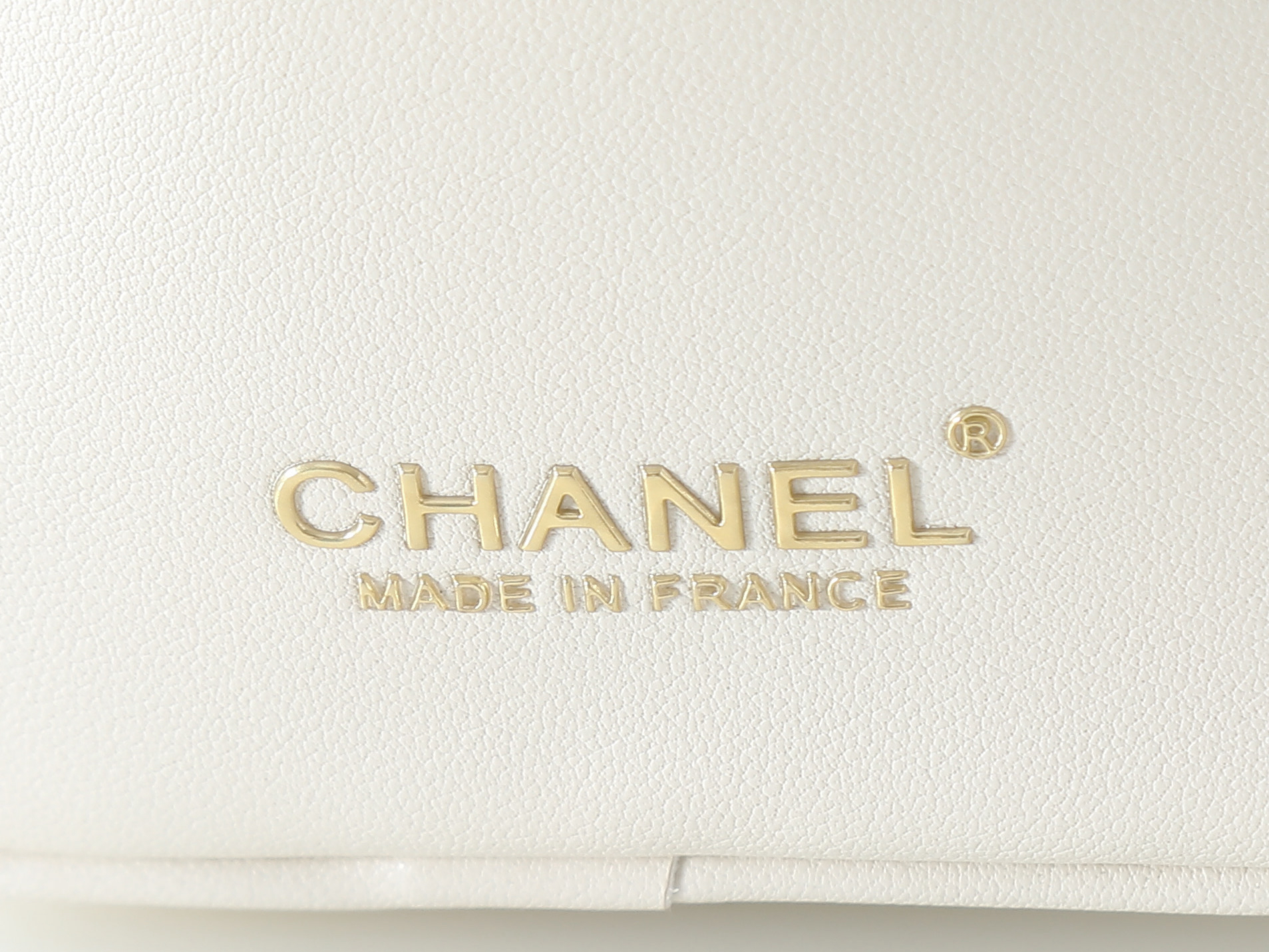 Shoulder Bag 6211 in White