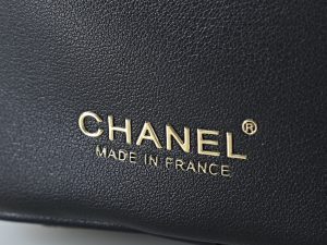 Shoulder Bag 6211 in Black