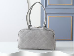 Shoulder Bag 6211 in Grey