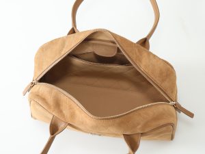 Shoulder Bag 6211 in Brown