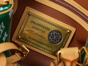 Louis Vuitton Handbag M14077