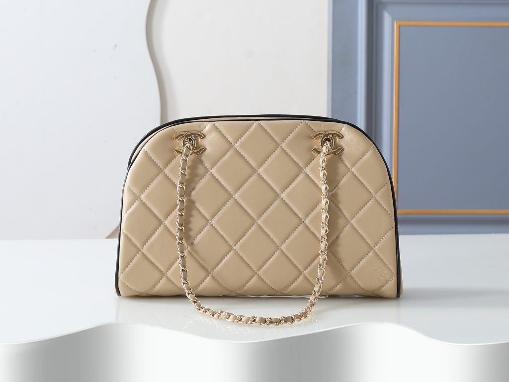 Chanel Handbag 4912