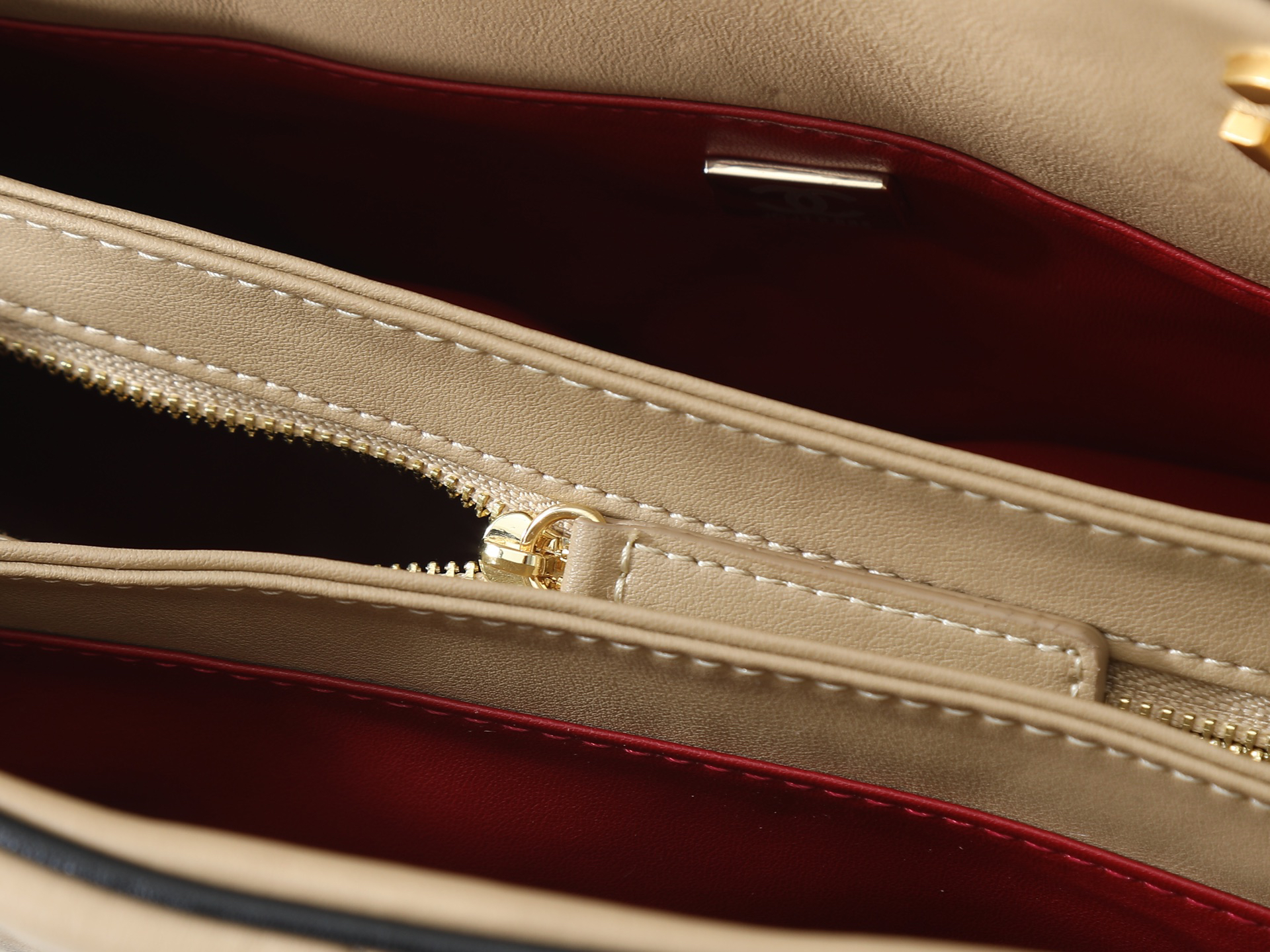 Chanel Handbag 4912