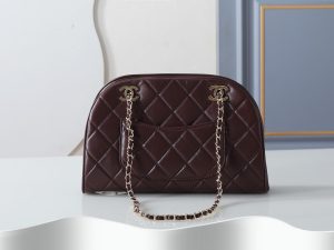 Chanel Handbag 4912