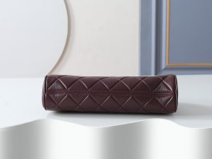 Chanel Handbag 4912