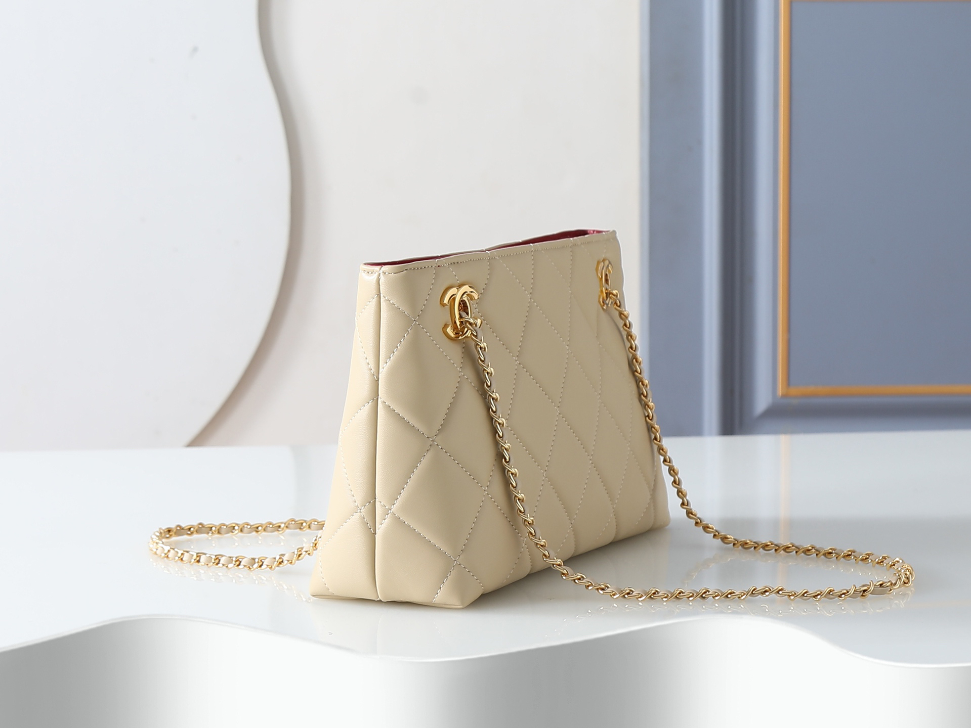 Chanel Shoulder Bag 4940