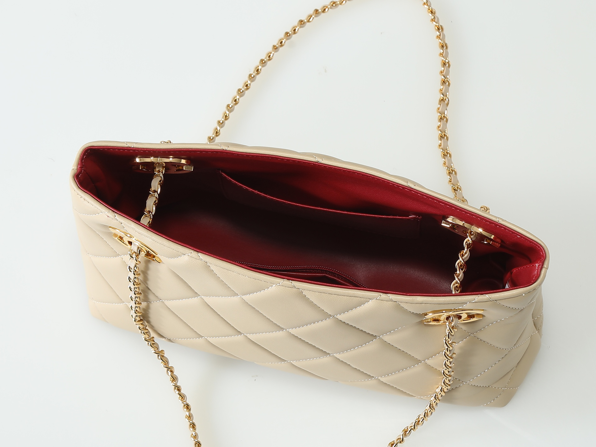 Chanel Shoulder Bag 4940
