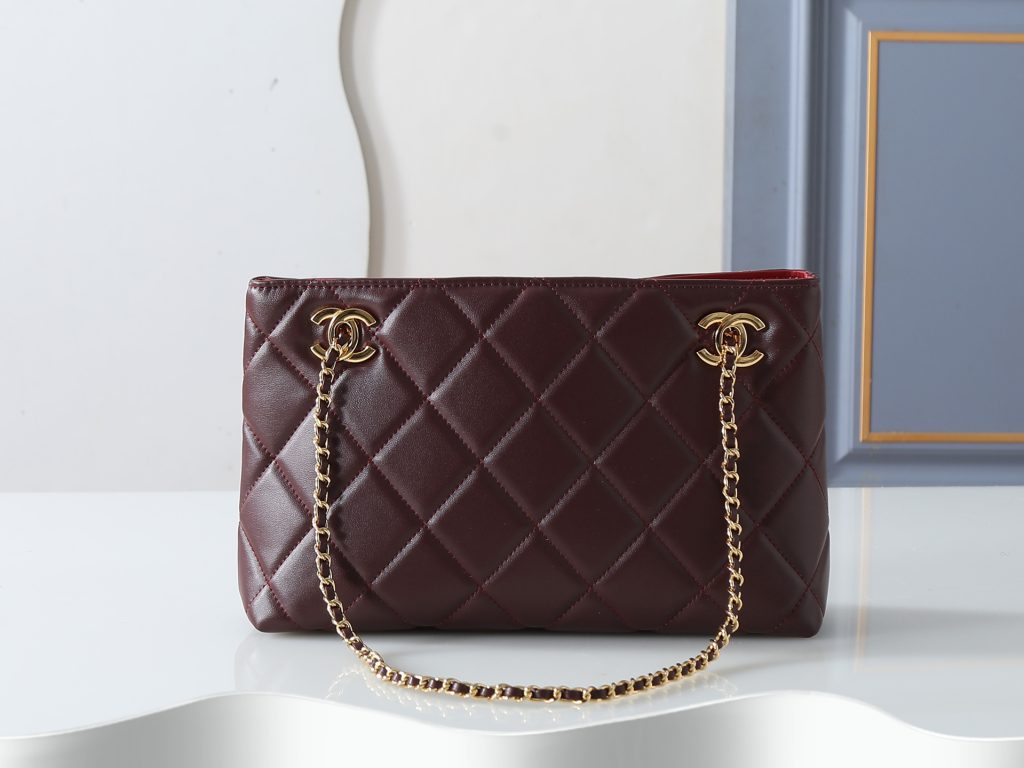 Chanel Shoulder Bag 4940