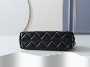 Chanel Shoulder Bag 4940 in Black