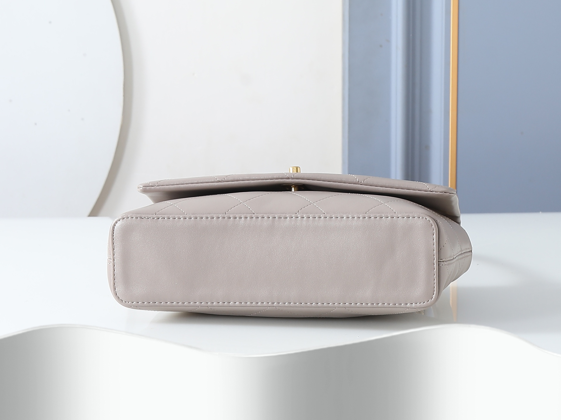 Chanel Shoulder Bag 6112 in Grey