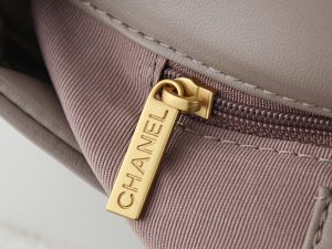 Chanel Shoulder Bag 6112 in Grey