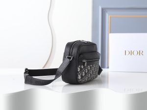Dior Shoulder Bag 0340 in Black