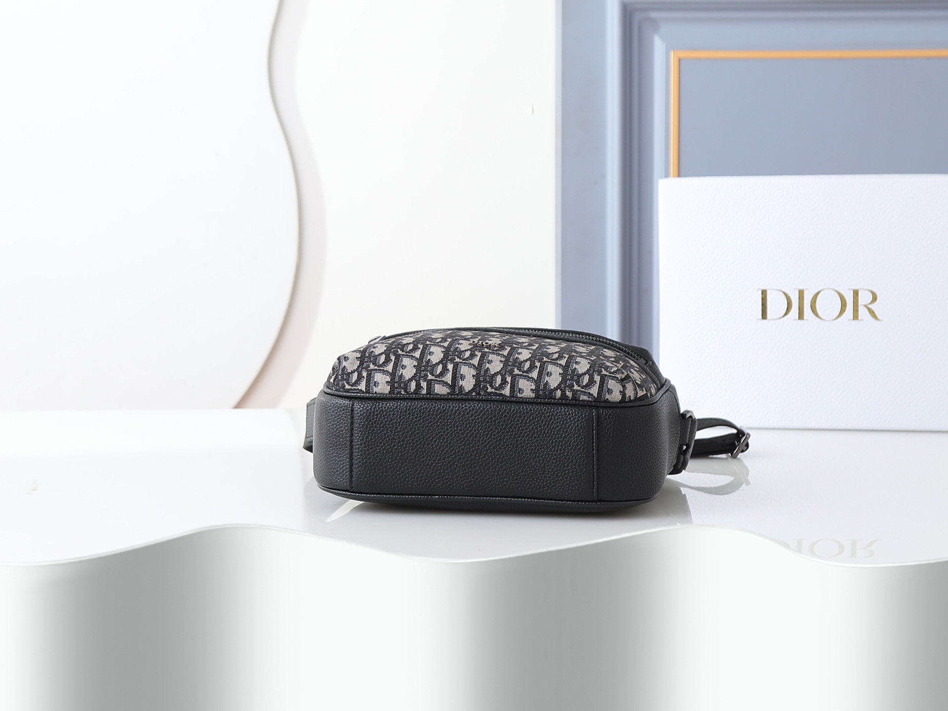 Dior Shoulder Bag 0340 in Black