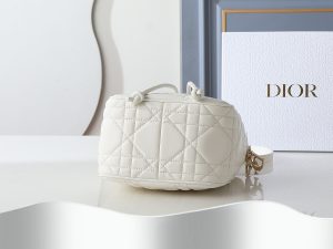 Handbag 2851 in White