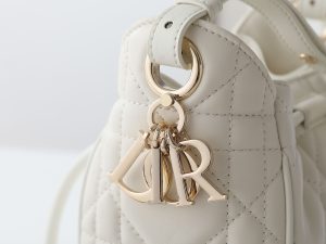 Handbag 2851 in White