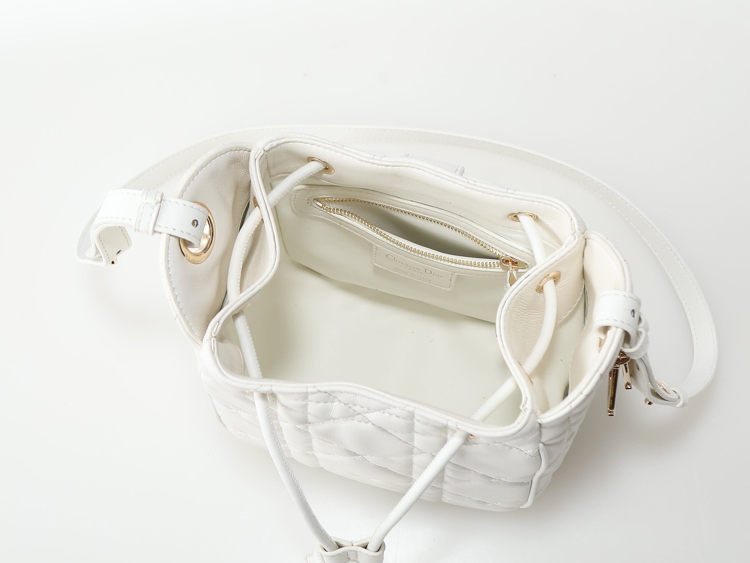 Handbag 2851 in White
