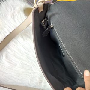Fendi Shoulder Bag 7VA537