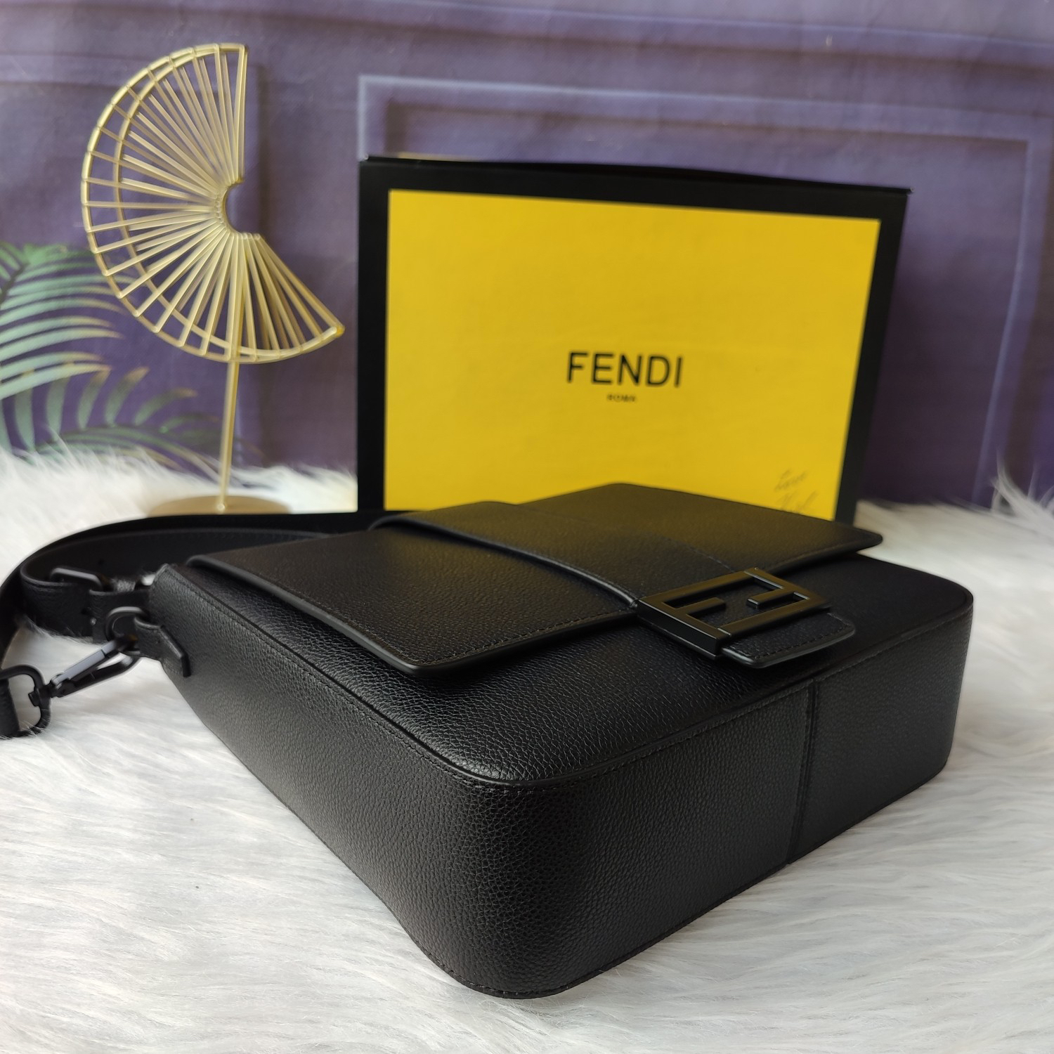 Fendi Shoulder Bag 7VA537 in Black