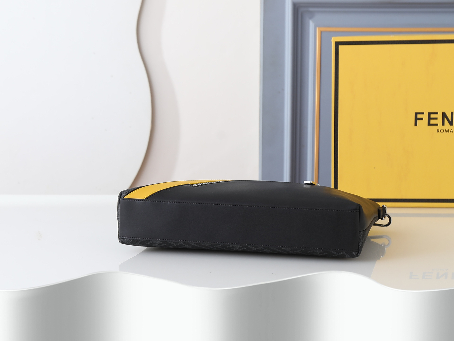 Handbag F7VA470