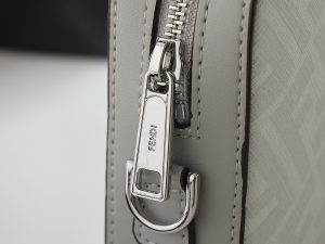 Shoulder Bag F7M0286 in Grey