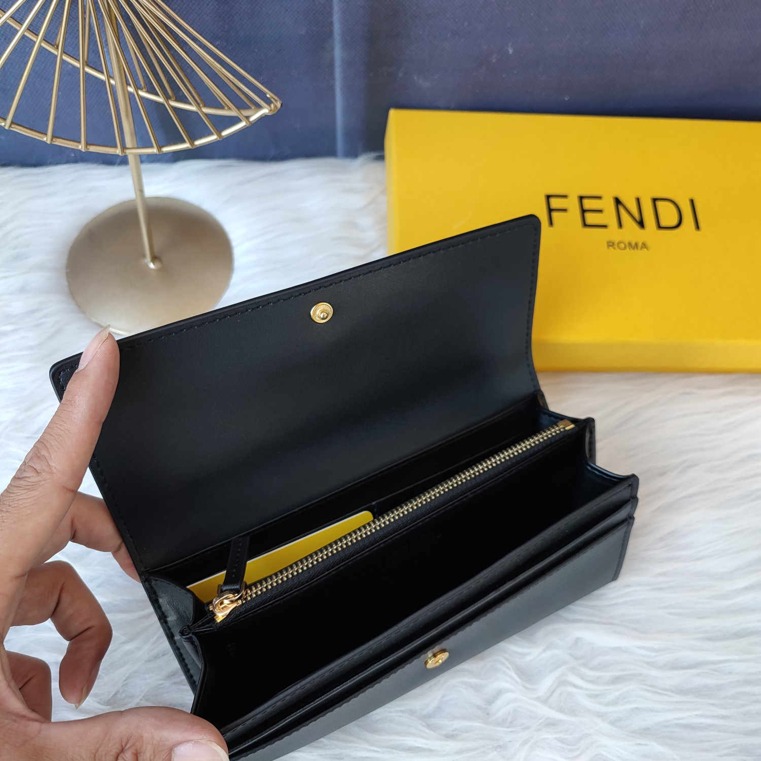 Handbag F8MO0288FENDI
