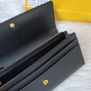 Handbag F8MO0288FENDI