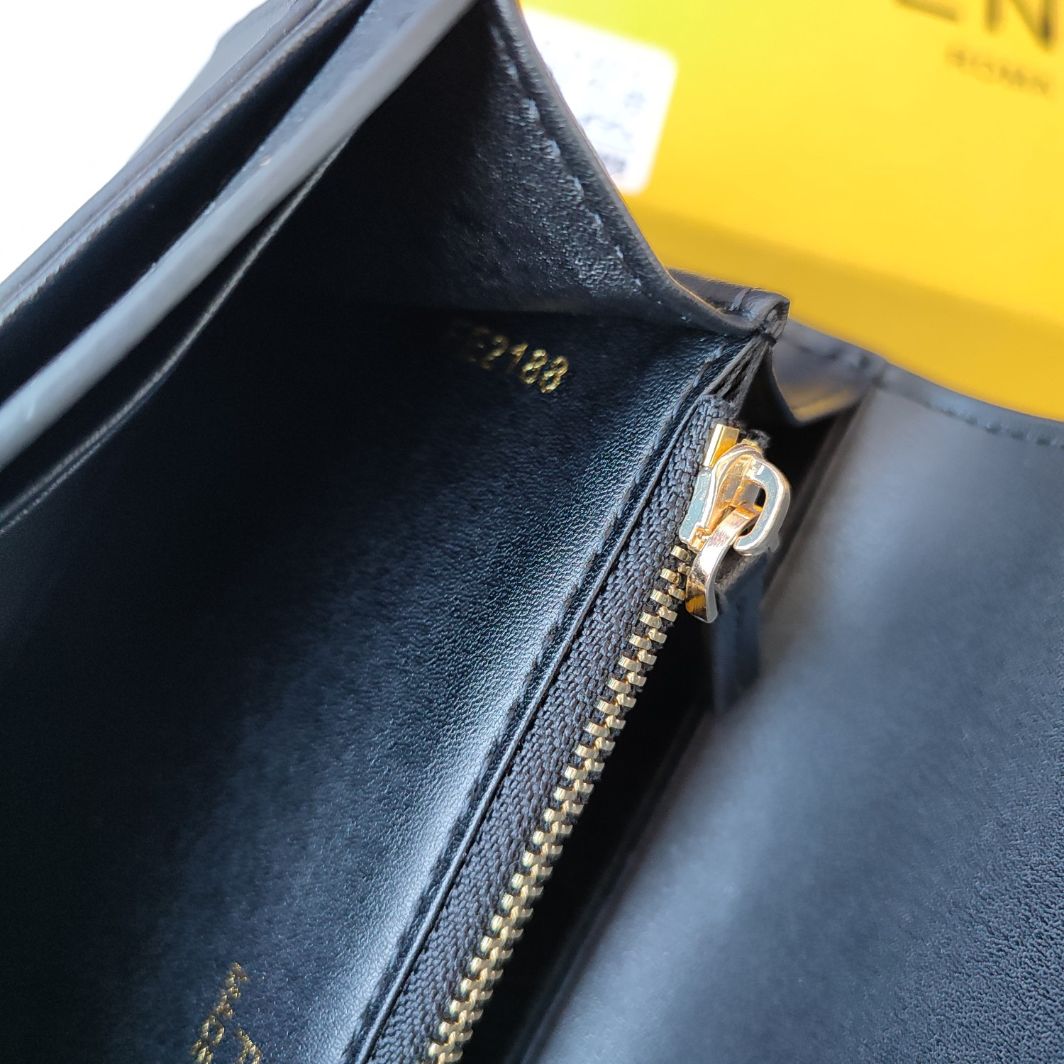 Handbag F8MO0288FENDI