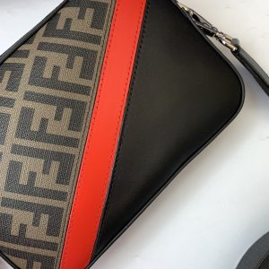 Shoulder Bag F7M0286 in Brown