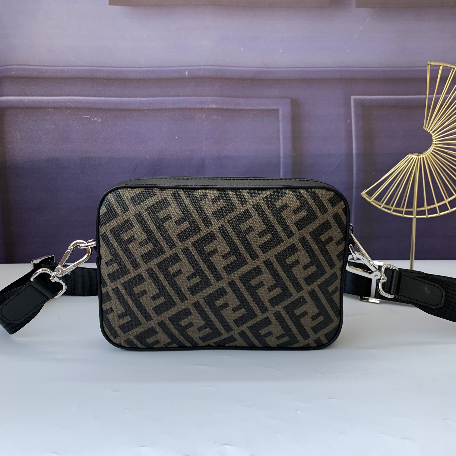 Shoulder Bag F7M0286 in Brown